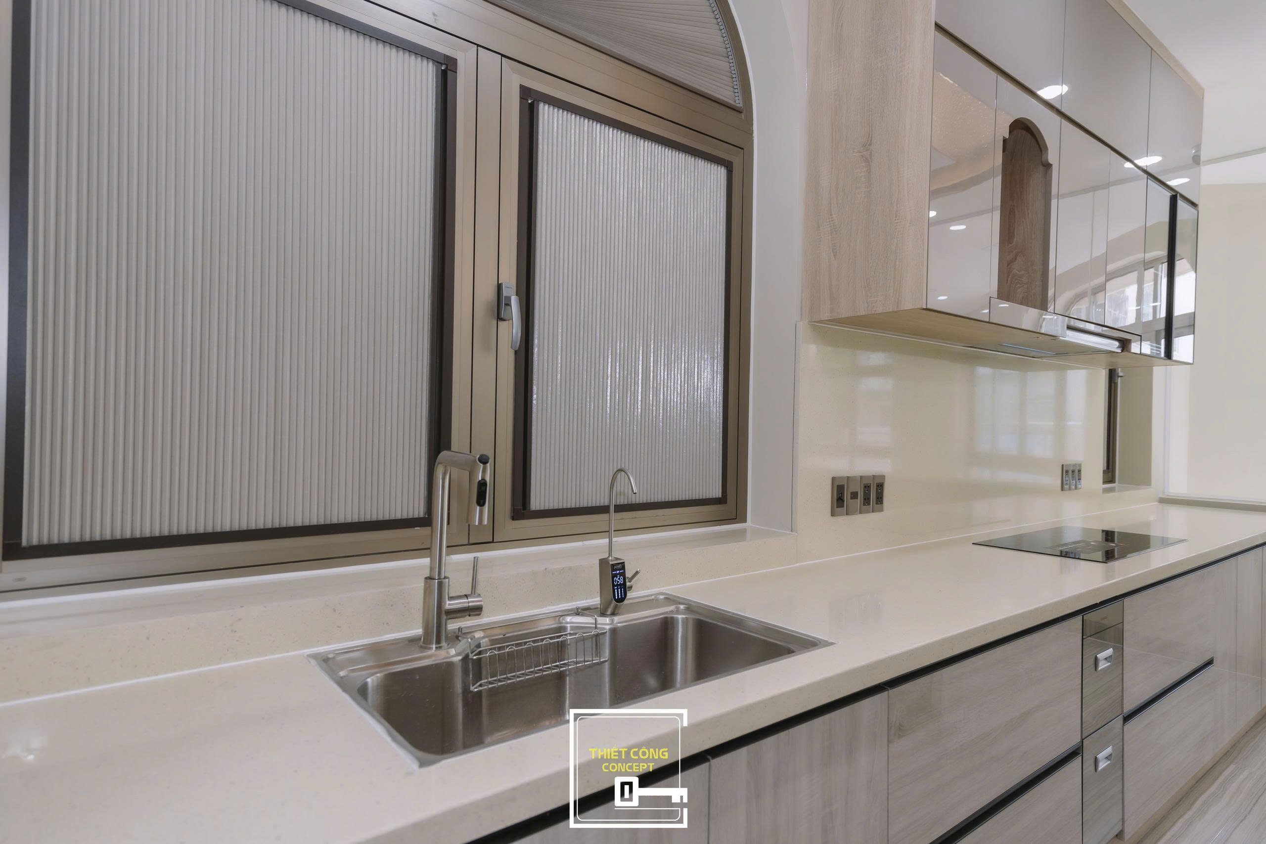 MẪU TỦ BẾP + ĐÁ BẾP THỰC TẾ TẠI CHAU'S HOUSE 2023 | TCC TÂN PHÚ