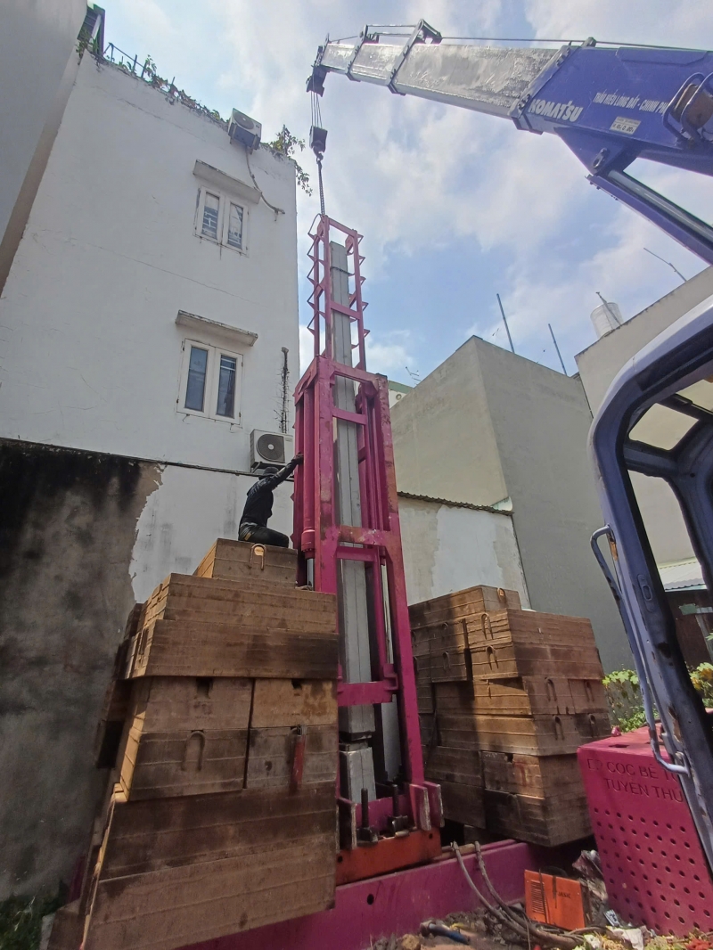 Thi Công Ép Cọc Đúng Kỹ Thuật: Vì Sao Cọc Nối Phải Có Chốt Và Hàn V 4 Góc?